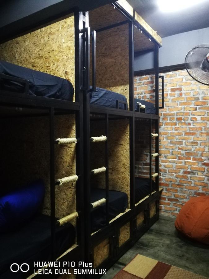 The Bunk Backpackers Hostel By Fleur Sepang Eksteriør bilde